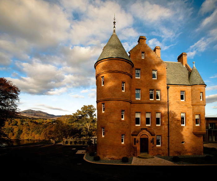 Fonab Castle offers classic accommodations in Scotland
