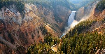 scenic overlook at yellowstone falls